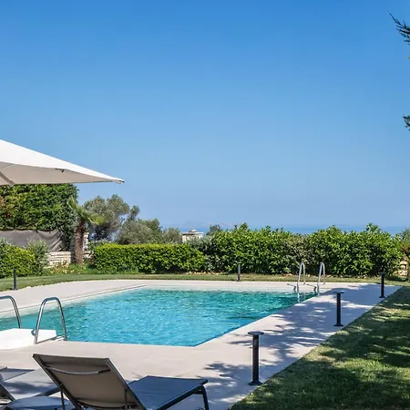 Ferienvilla Malvasia Mit Swimmingpool Auf Kreta Roupai